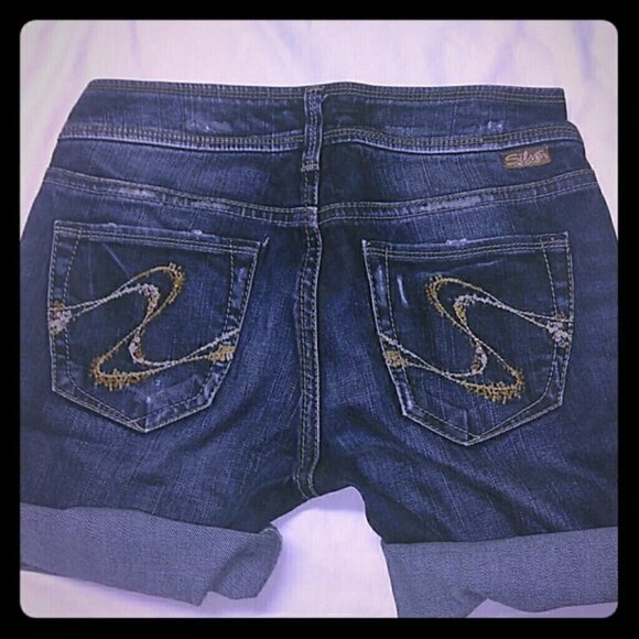 Silver JEANS Distressed Julia 27 Cutoff Sh… - Picture 5 of 10